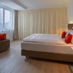 Elaya Kleve, Trademark Collection By Wyndham 4*