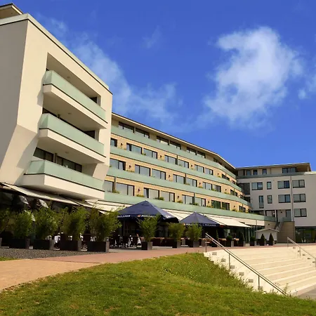 Elaya Hotel 4*