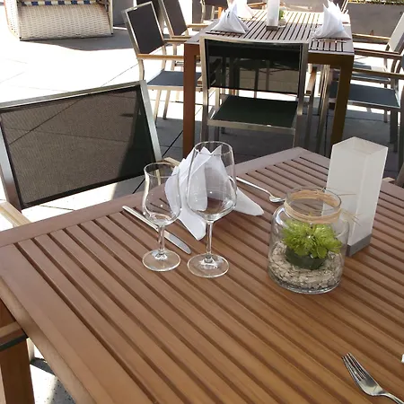 Elaya Kleve, Trademark Collection By Wyndham 4*