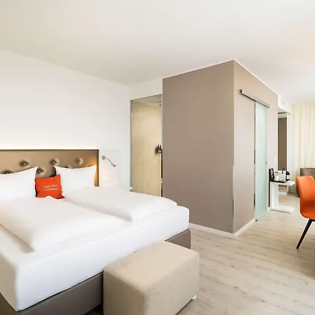 Elaya Kleve, Trademark Collection By Wyndham Hotell 4*