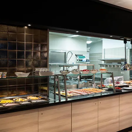 Elaya Kleve, Trademark Collection By Wyndham 4*