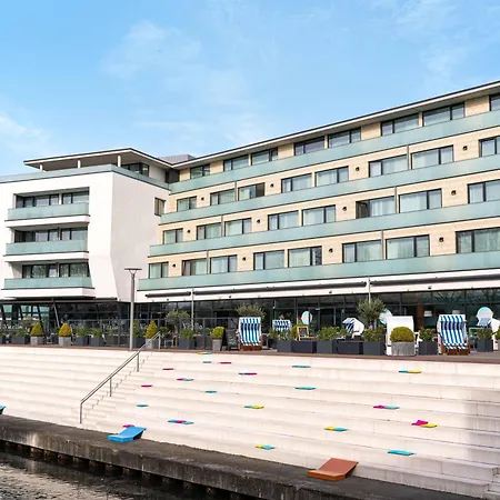 Elaya Kleve, Trademark Collection By Wyndham Hotel 4*
