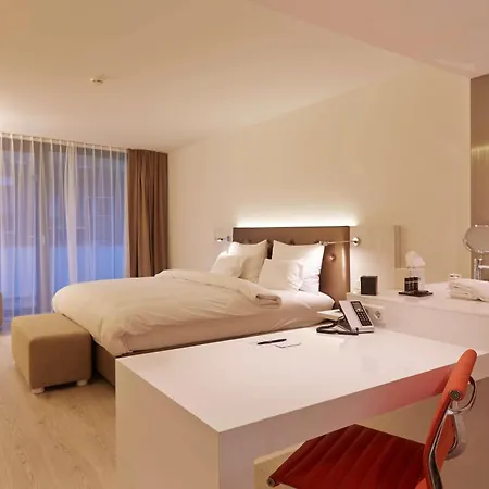 Elaya Kleve, Trademark Collection By Wyndham Hotell