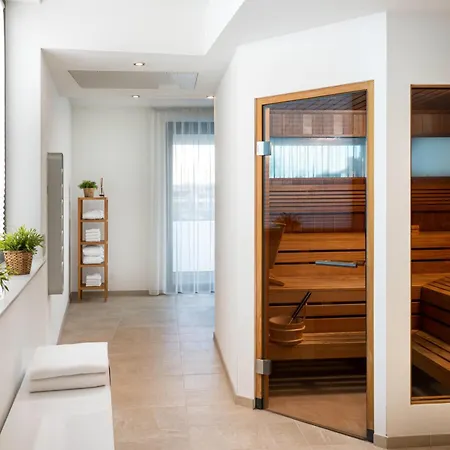 Elaya Kleve, Trademark Collection By Wyndham 4* Kleef