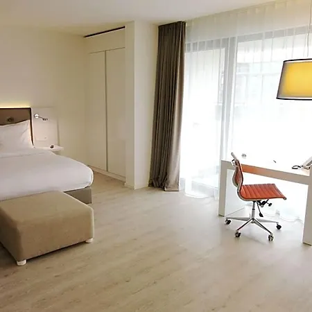 Elaya Kleve, Trademark Collection By Wyndham 4*