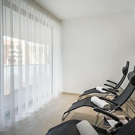 Elaya Kleve, Trademark Collection By Wyndham 4*