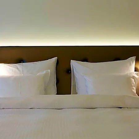 Elaya Kleve, Trademark Collection By Wyndham 4*