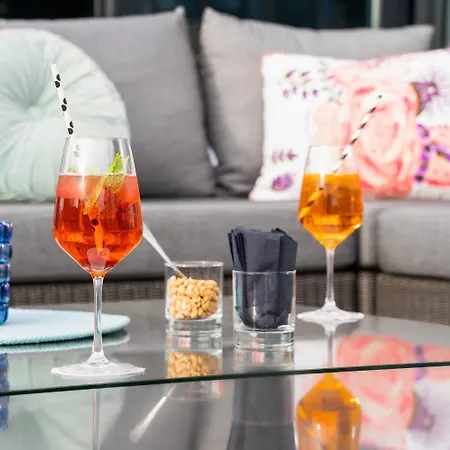 Elaya Kleve, Trademark Collection By Wyndham Hotel 4*