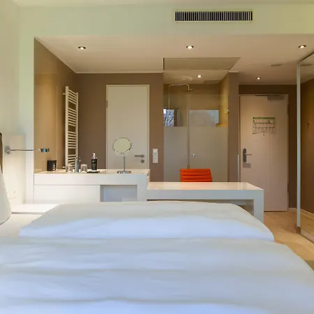 Elaya Kleve, Trademark Collection By Wyndham