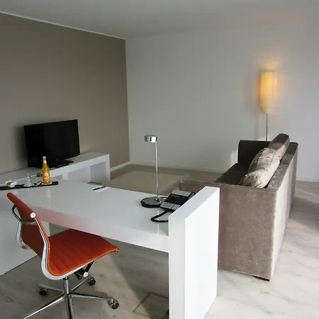 Elaya Kleve, Trademark Collection By Wyndham Hotell