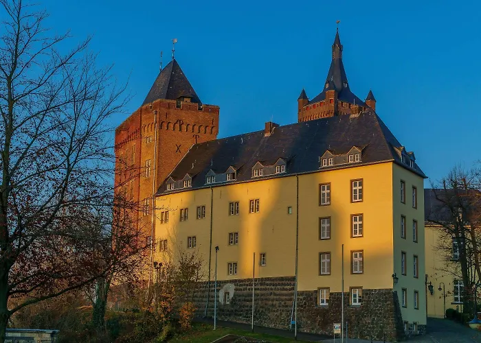 Elaya Kleve, Trademark Collection By Wyndham