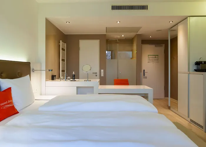 Elaya Kleve, Trademark Collection By Wyndham 4*