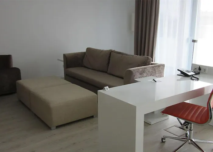 Elaya Kleve, Trademark Collection By Wyndham Hotell 4*